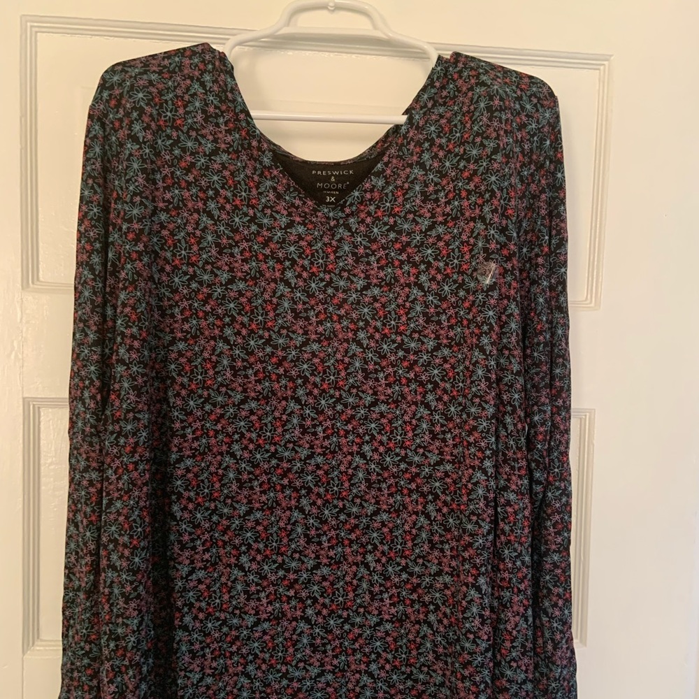 Woman’s Long-sleeved shirt